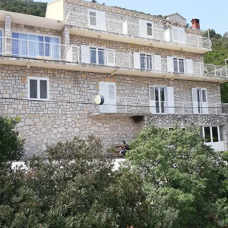 Mljet For Family 5 شقة